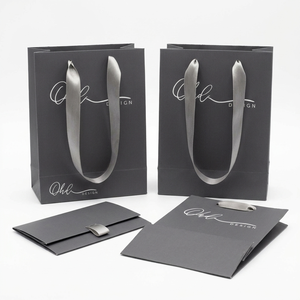 Bolsas de papel impresas con logotipo personalizado para regalos minoristas y branding OEM, venta al por mayor, marca privada, calidad de exportación a nivel mundial - Product Image 1