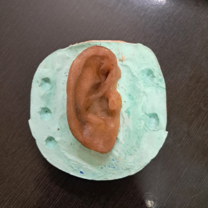 Exportadores de Prótesis de Silicona de Alta Calidad de la India como, por ejemplo, los ojos humanos - Product Image 3