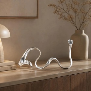 Bougeoir en métal élégant, écologique et durable, style moderne, sculpture abstraite minimaliste, décoration d'intérieur - Product Image 6