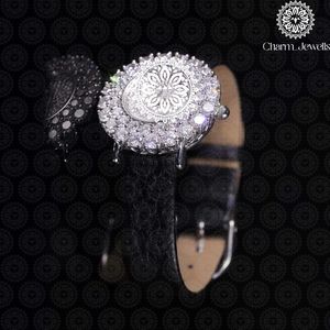 Montre de luxe pour femme Charm_Jewells en acier inoxydable, boîtier rond de 30 mm, mouvement à quartz analogique, accents de diamants, bracelet en cuir - Product Image 2
