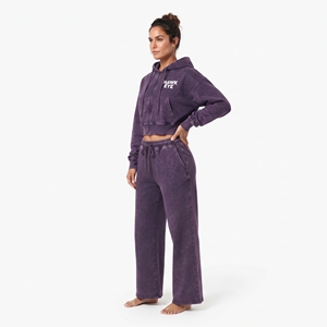 Conjunto Casual de Fabricación al por Mayor para Mujer: Top Corto con Cremallera Completa, Mangas Largas, Hombros Caídos y Sudadera con Capucha, y Pantalones Jogger de Pierna Ancha con Lavado Ácido - Product Image 3