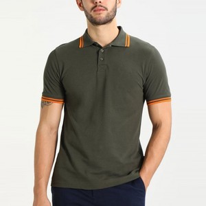 Polo Homme 2026 ODM en Coton Piqué Couleur Unie Manches Courtes Coupe Classique Style Décontracté Vert Olive Boutons Tricoté - Product Image 1