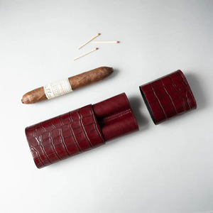 Estuche de Cuero para Cigarros con Cortador Integrado, Accesorio de Lujo, Almacenamiento Seguro para Cigarros, Precio Razonable, Color y Tamaño Personalizables - Product Image 4