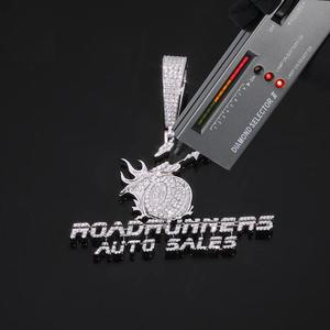 Colgante de Lujo con Perlas de Agua Dulce y Baño de Rodio Plateado, Diseño de Jesús con Micro Pavé, Cadena Hip Hop, Joyería Religiosa de 60GM - Product Image 2