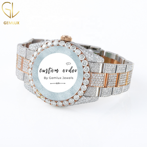 นาฬิกาข้อมือผู้ชายคุณภาพพรีเมียม ประดับเพชรโมอิสซาไนต์ D VVS ตัวเรือนโรสโกลด์ ดีไซน์ฮิปฮอป หน้าปัดแบบอาหรับ พร้อมฟังก์ชั่นวันที่อัตโนมัติ ผ่านการทดสอบเพชร - Product Image 4