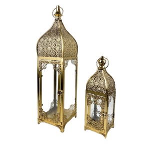 Farol de Vela Marroquí de Metal con Acabado Dorado de Gran Calidad con Vidrio para Decoración de Iluminación del Hogar en Ramadán y Eid - Product Image 1