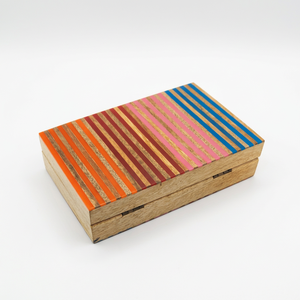 Caja de Almacenamiento Decorativa Hecha a Mano con Incrustaciones de Resina y Concha, Diseño de Rayas Blancas y Negras, OEM ODM Personalizada - Product Image 2