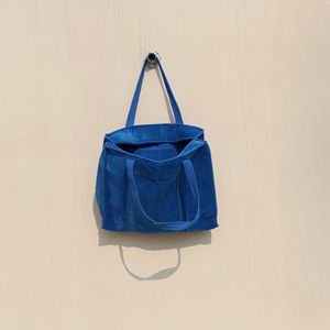 Sac fourre-tout de luxe en velours de coton bleu pour femme, grande capacité, léger, pliable, écologique, matelassé, avec fermeture éclair et double poignée - Product Image 3