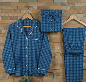 Ensemble de pyjama pour femmes en coton teint en indigo, imprimé à la main, fournisseur en gros en Inde - Product Image 4