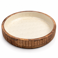 Plateau de service rond en bois naturel émaillé |   Plateau de table décoratif en bois texturé crème pour la maison et la cuisine, idéal comme cadeau