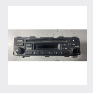 Repuestos de coche compatibles con la unidad principal de radio Hyundai Kia 96126-10003HK. Piezas de automóvil coreanas usadas. - Product Image 2