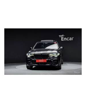 BMW X7 M50i Frozen Black Edition Novembre 2021 6 places avec volant à gauche, boîte de vitesses automatique et caméra de recul 71 730 km - Product Image 3