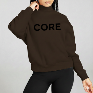 Pull tricoté oversize à col montant pour femme, manches longues, coupe ample, confortable, style urbain, usage quotidien, avec logo frontal - Product Image 1