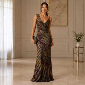 Robe de soirée noire ornée pour femmes |   Robe de soirée à paillettes et perles de créateur |   Robe de réception de mariage indienne formelle - Product Image 4