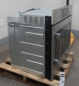 B-o-s-c-h 30 B-e-n-c-h-m-a-r-k S-e-r-i-e-s 4.6 c-u. Horno Eléctrico de Pared HBLP451RUC - Product Image 6