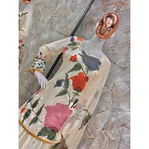 Vestido de Novia de Diseño hasta el Tobillo con Bordado de Lentejuelas en la Parte Superior e Inferior y Dupatta, con Detalle Sin Costuras - Product Image 2