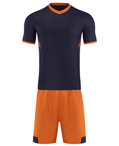 เสื้อกีฬากลางแจ้งแขนสั้นสำหรับผู้ชาย ระบายอากาศได้ดี ป้องกันแบคทีเรีย พิมพ์ลายแบบซับลิเมชั่น ขนาดและสีตามสั่ง MOQ ต่ำ - Product Image 2