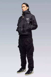 เสื้อแจ็คเก็ตเทคแวร์คุณภาพสูงสำหรับผู้ชาย กันน้ำ กันลม สไตล์ทหาร แนวสตรีทแวร์  ใช้งานได้หลากหลาย มีฮู้ด กระเป๋าหลายช่อง - Product Image 4