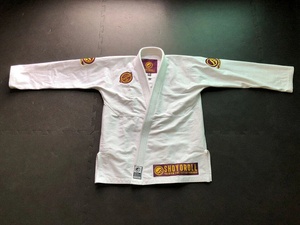 Uniforme de Jiu Jitsu BJJ Edición Competidor Lote 20.7, Negro, Tejido de Algodón Perla, 450GSM, Ligero, Duradero, de Secado Rápido - Product Image 2