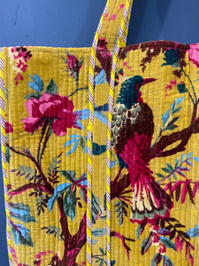 Bolsa de Compras de Verano Ligera de Algodón Ecológico, Hecha a Mano con Estampado de Bloques, Acolchada, con Cierre de Cremallera y Práctico Bolsillo - Product Image 4