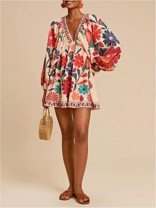 Vestidos Mini Boho Florales con Cuello en V para Mujer, Mangas Abullonadas, Espalda Descubierta con Lazo, Vestido Tropical - Product Image 2