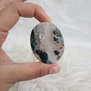 Venta al por mayor de alta calidad Natural Indonesia verde musgo ágata forma suave piedras preciosas cristal curativo 3,5X4,5X7 cm 1Kg/40 piezas - Product Image 2