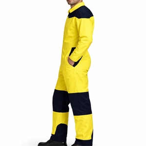 Combinaison de travail haute visibilité pour hommes, vêtements de travail industriels, uniforme durable et protecteur, coupe confortable, uniforme de travail moderne - Product Image 4