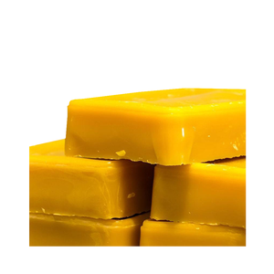 Cire d'abeille naturelle, matière première industrielle pour la fabrication et le traitement - Product Image 1