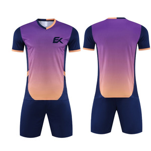 Conjunto de Camiseta de Fútbol Sublimada con Degradado Púrpura y Naranja para Hombre, Manga Corta, Absorbe la Humedad, Ajuste Atlético, Uniforme de Fútbol - Product Image 1