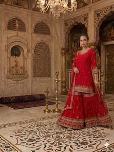 Ensemble de robe Sharara brodée rouge pour femmes, vêtements ethniques |   Salwar Kameez pakistanais en Georgette de créateur avec Dupatta |   Vêtements de fête indiens - Product Image 5