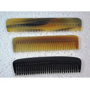 Peine de Cuerno de Búfalo para el Cuidado del Cabello y un Estilo Elegante de Alta Calidad - Product Image 3