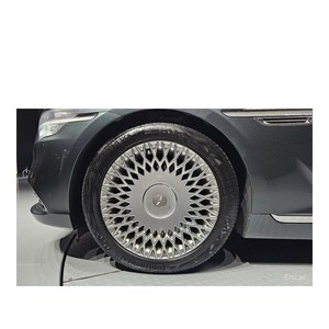 Genesis G90 3.8 AWD 2021/12 con Caja de Cambios Automática, Asientos de Cuero, Cámara Trasera, 54,045 km, Volante a la Izquierda - Product Image 5