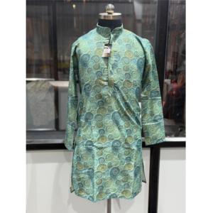 Kurta de Diseño con Estampado Digital y Lentejuelas Bordadas para Festivales y Bodas, Disponible en Grandes Cantidades - Product Image 1