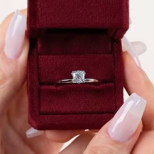 Bague de fiançailles solitaire minimaliste en or 18K/14K/10K avec diamant de laboratoire de luxe taille princesse VVS Diam 3.00Ct certifié IGI, personnalisable - Product Image 6