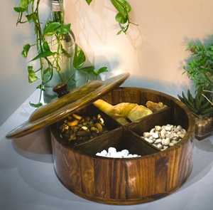Caja de Almacenamiento Cuadrada de Madera Pulida Hecha a Mano con Compartimentos Divididos para Nueces, Frutos Secos, Decoración de Mesa, Artesanía - Product Image 1