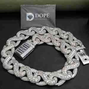 Chaîne cubaine élégante entièrement sertie de diamants de laboratoire taille émeraude pour homme, style hip-hop, 26 mm - Product Image 2