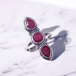 Anillo Elegante Clásico de Plata de Ley 925 con Tres Piedras Preciosas Naturales, Anillo Unisex de Joyería Fina para Bodas y Aniversarios - Product Image 4