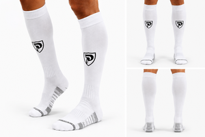 Chaussettes de football antidérapantes rouges pour hommes DUMELA INTERNATIONAL - Spandex/Nylon tricoté, imprimé par transfert thermique, respirantes, séchage rapide - Product Image 3