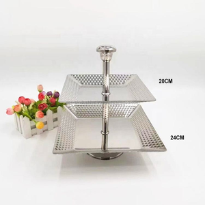 Bougeoir antique en cuivre et fer avec finition rustique Bougeoir élégant en métal pour la décoration intérieure Noël et Pâques - Product Image 1