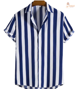 Chemise décontractée pour homme à manches courtes, rayures verticales bleues et blanches, col rabattu, boutonnée, en popeline tissée pour l'été - Product Image 1