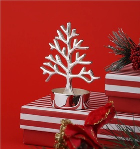 Mesa o regalo elegante de árbol metálico plateado moderno-Adorno superior para eventos temáticos de Navidad o invierno - Product Image 1