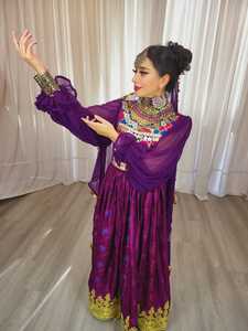 Fabricants sur mesure de robes de mariée afghanes modernes, longueur genoux, couleur rose, robes faites à la main, robes de soirée pour femmes - Product Image 2