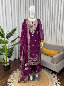 Ensemble élégant Kurta Palazzo en soie brodée JMC avec dupatta pour les occasions festives et les mariages - Product Image 3