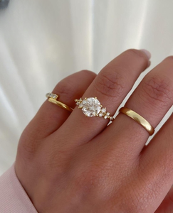 แหวนเพชรทรงกลมเจียระไนบริลเลียนท์ 1.50 กะรัต สี F ความสะอาด VS1 ทองคำขาว 18K แหวนหมั้นเพชร CVD คลาสสิก - Product Image 4