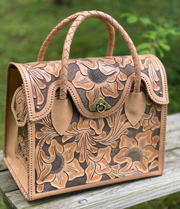 Sac à main en cuir véritable fait main et travaillé à la main pour femmes |   Sac à main Western à poignée supérieure avec motif floral en relief - Product Image 3