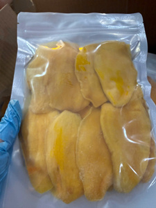 Tranches de mangue séchée épaisses et moelleuses, prêtes à consommer, pour les collations, les mélanges de fruits secs, la pâtisserie, les flocons d'avoine et le yaourt - Product Image 1