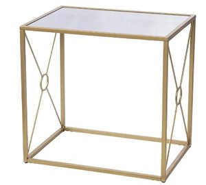 Mesa Auxiliar Moderna de Metal Dorado con Diseño Geométrico en X y Tapa de Vidrio |   Mesa Auxiliar Contemporánea de Lujo para Sala de Estar, Dormitorio o Sofá - Product Image 2
