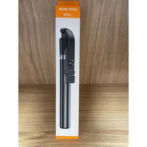Bâton de selfie Palo avec lumière pour de meilleures photos de soi, produit portable et pratique - Product Image 1