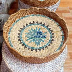 Bandeja de Servicio de Dos Niveles de Ratán con Madreperla al por Mayor, Decoración Ecológica para Sala de Estar, Lista para Exportar - Product Image 1