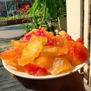 Rodajas de Papaya Seca, Dulce Snack de Fruta Tropical en Almíbar, Sabor Natural Conservado, Color Rojo Anaranjado Vibrante - Product Image 5